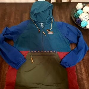 LL Bean Womens Anorak - small